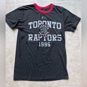 Toronto Raptors Dark Grey T-shirt Size Small Like New